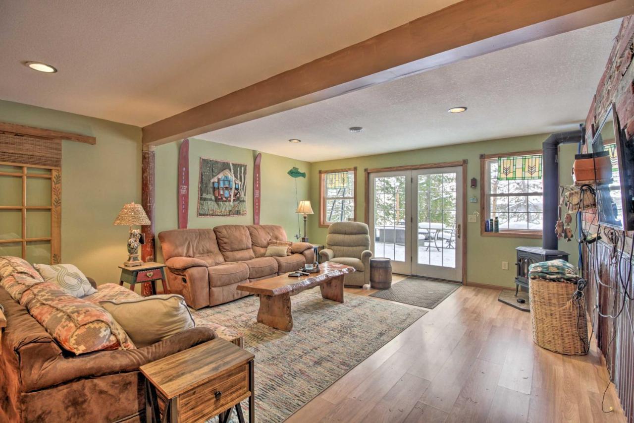 Lakefront Deer River Apt With Dock, Fire Pit And Patio ภายนอก รูปภาพ