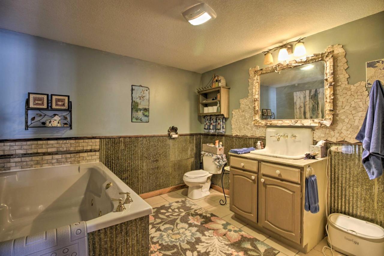 Lakefront Deer River Apt With Dock, Fire Pit And Patio ภายนอก รูปภาพ