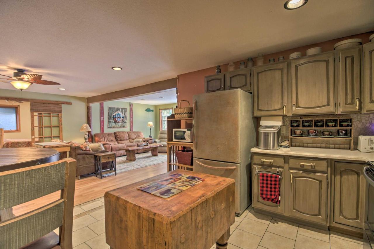 Lakefront Deer River Apt With Dock, Fire Pit And Patio ภายนอก รูปภาพ